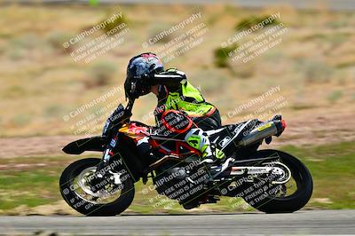 media/Apr-13-2025-TrackXperience (Sun) [[fb1ef998a6]]/Level 2 (Intermediate)/Turn 2 (Session 5)/
